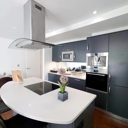 Fully Serviced Two Bed Apartment By Excel & O2 London Exterior photo